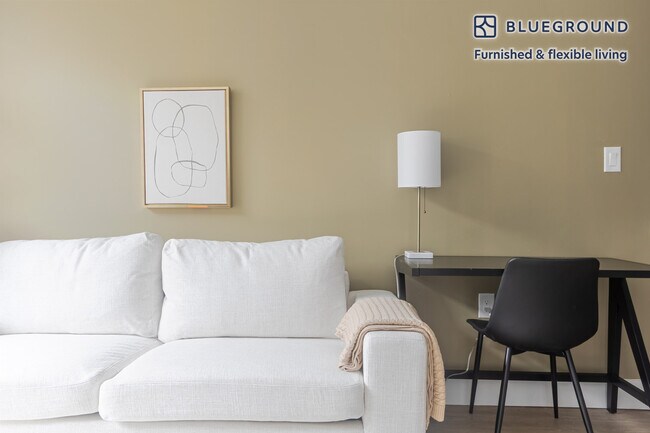 Foto del edificio - 82 4th Ave