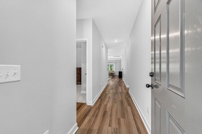 Foto del edificio - 3177 Safe Harbor Way