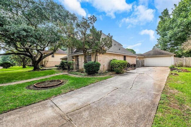 Building Photo - 18311 Cransley Dr