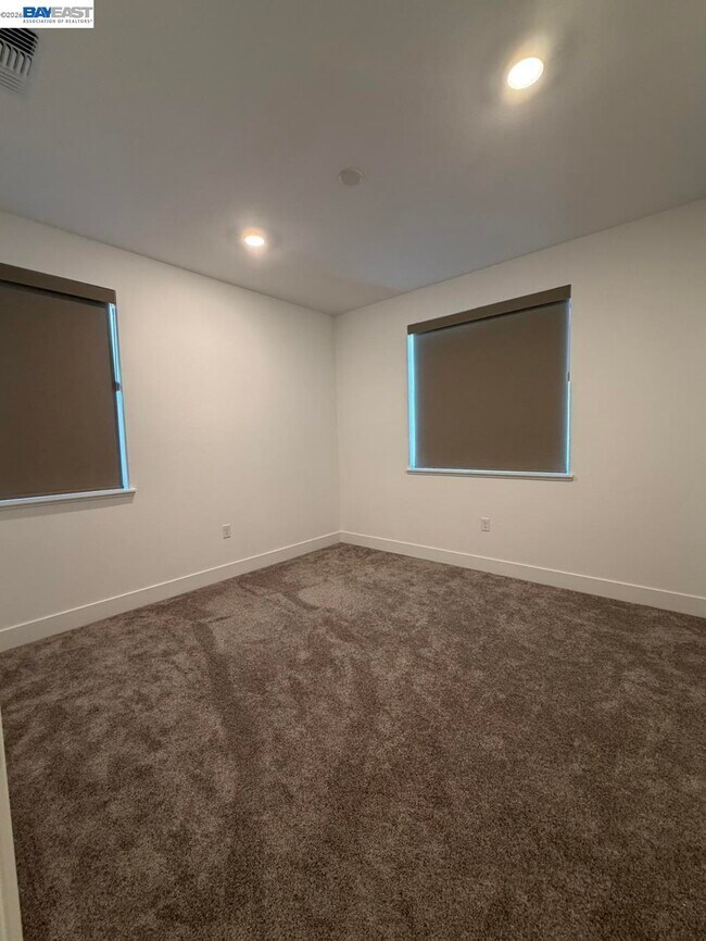 Foto del edificio - 4271 Ranger Dr