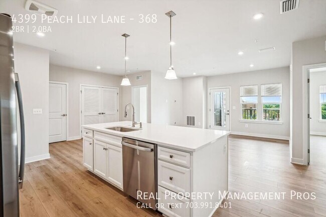 Foto del edificio - 4399 Peach Lily Ln