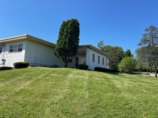 Building Photo - 4940 Keller St