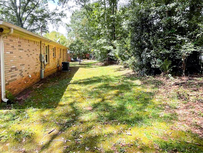 Foto del edificio - 1053 Mapp St