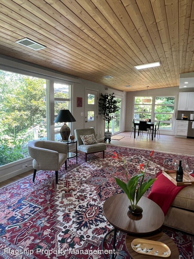 Building Photo - 2 br, 3 bath House - 104 Maruca Drive