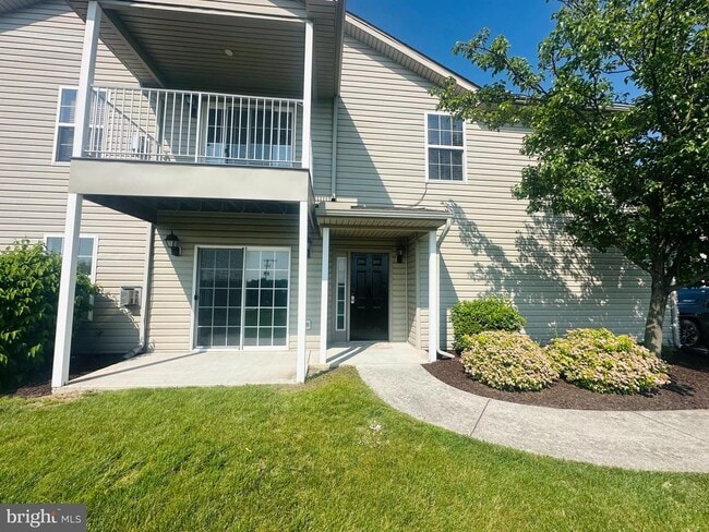 Building Photo - 119 Hawk Ct