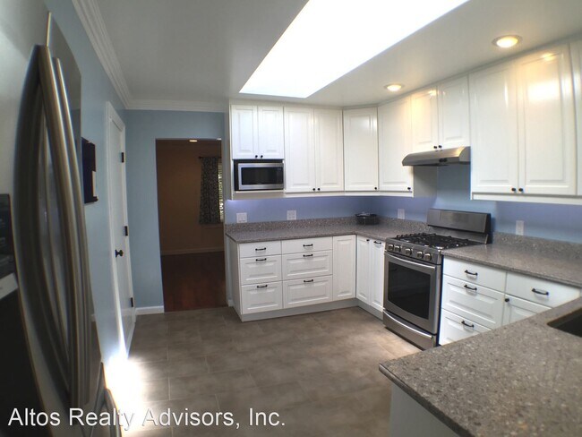Foto del edificio - 2 br, 1 bath House - 743 17th Avenue