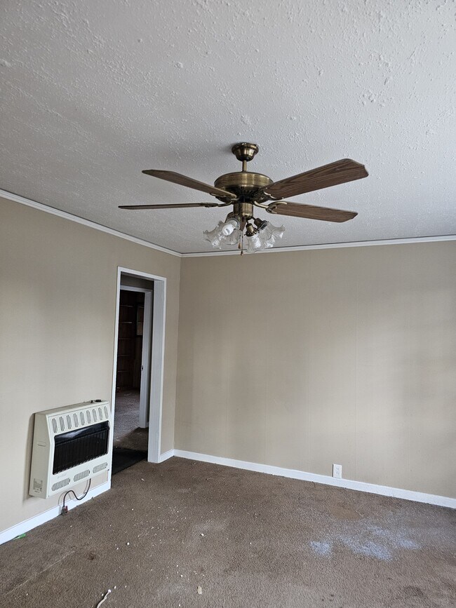 Foto del edificio - 105 Rutland Cir