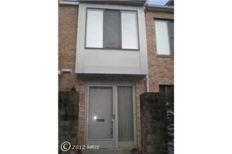 Building Photo - 19458 Brassie Pl