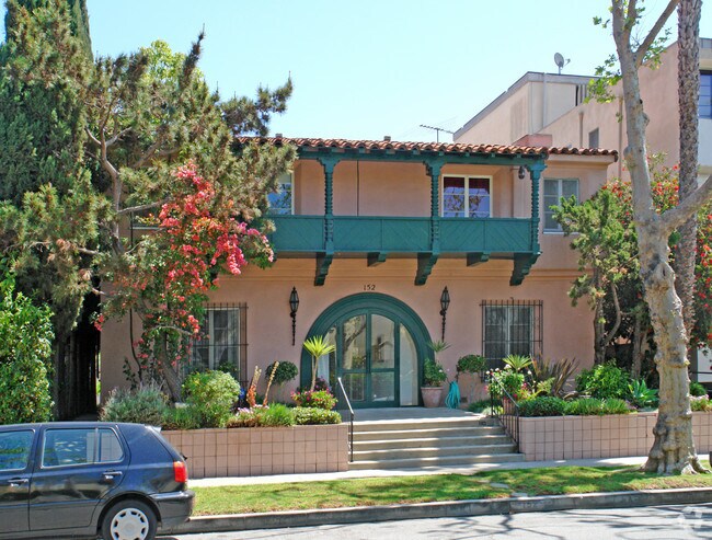 Building Photo - 152 S Maple Dr