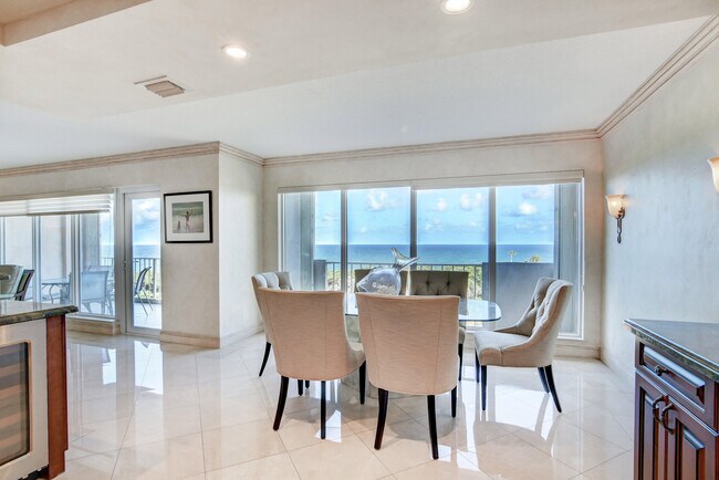 Foto del edificio - 4301 N Ocean Blvd