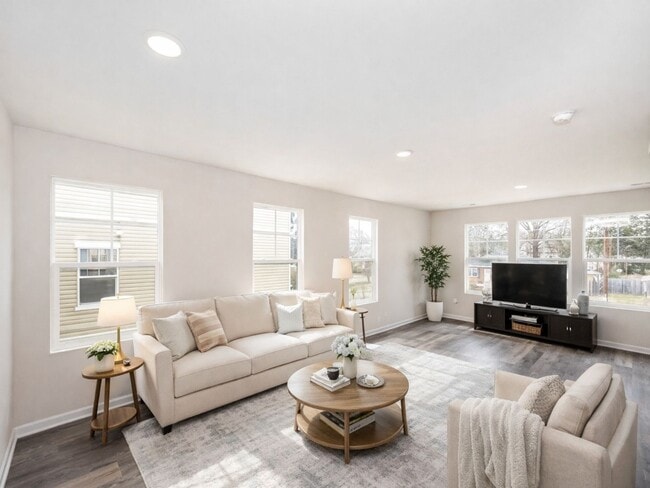 Building Photo - 3BR Townhome • Brand-New Build • Garage Parking