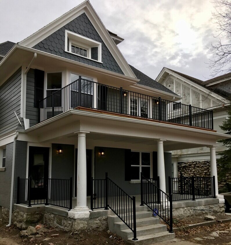 Exteriror - 3783 Washington St