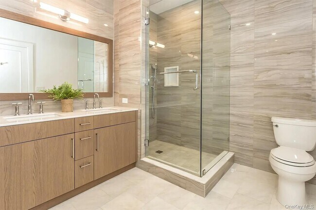 Foto del edificio - 100 Garvies Point Rd