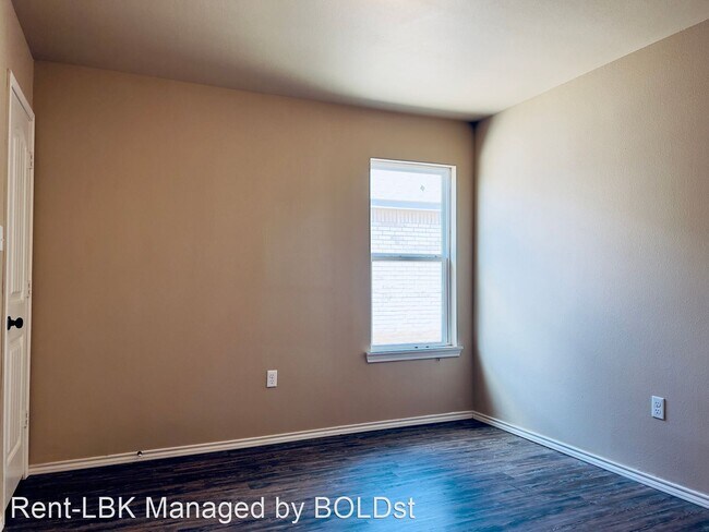 Building Photo - 3 br, 2 bath House - 2417 N Ave N