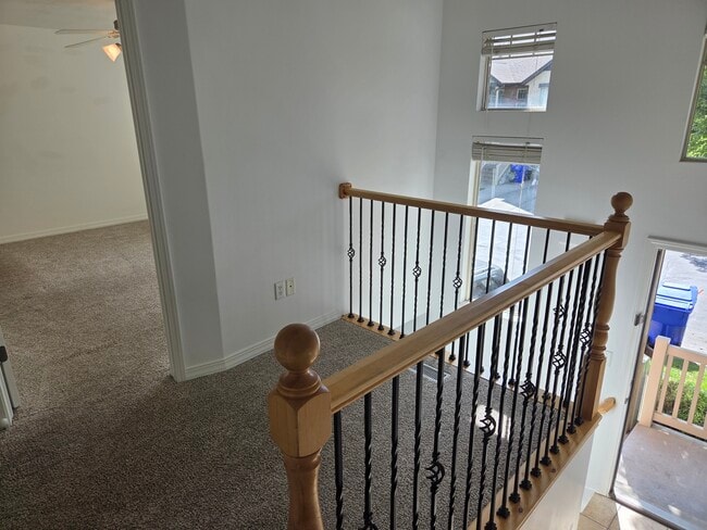 Building Photo - 1760 Pages Pl Dr