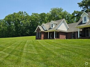 Building Photo - 8638 Reedy Creek Rd
