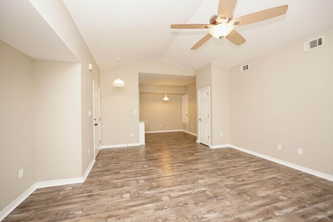 Building Photo - 1501 Partin Dr N