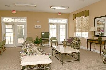 Foto del edificio - 2 Bedroom / 2 Bathroom Condo in Gated Community