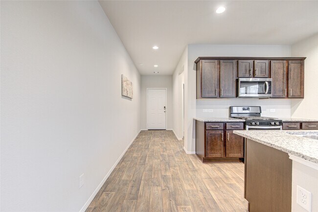 Foto del edificio - 4215 Fornari Ln