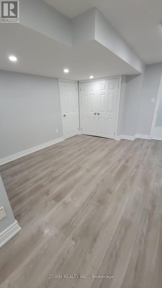 Building Photo - 1668 Portland Ct