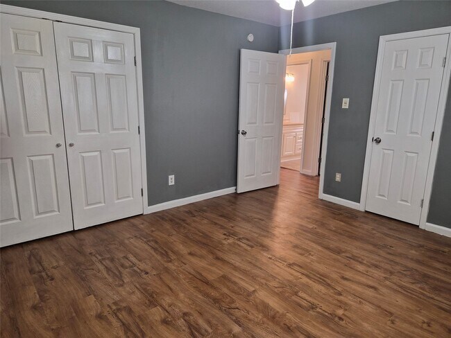 Foto del edificio - 4306 Effie St