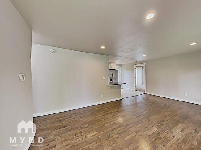 Foto del edificio - 30548 5th Ave SW