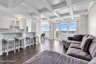 Building Photo - 28 Riverside Ave