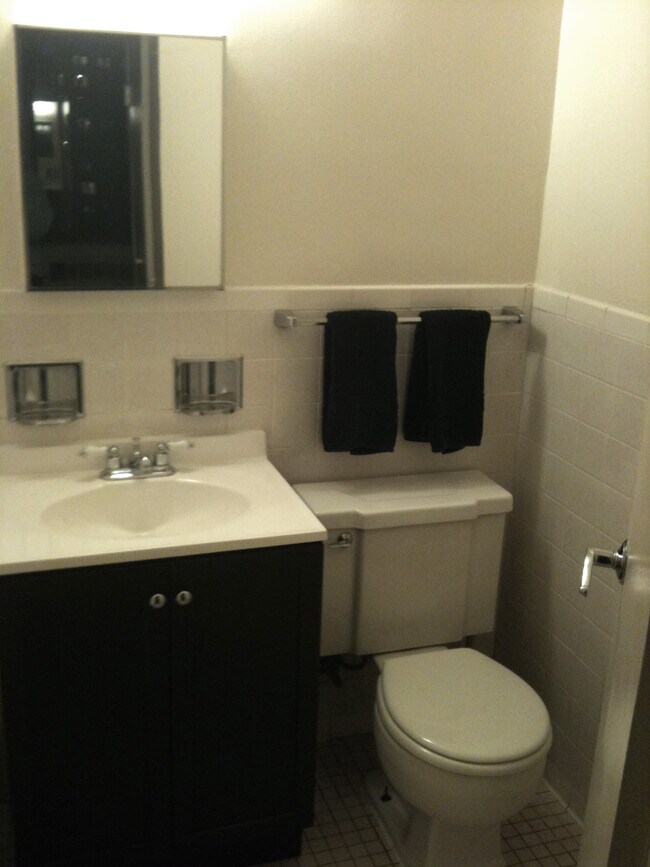 Bathroom - 372 Central Park West