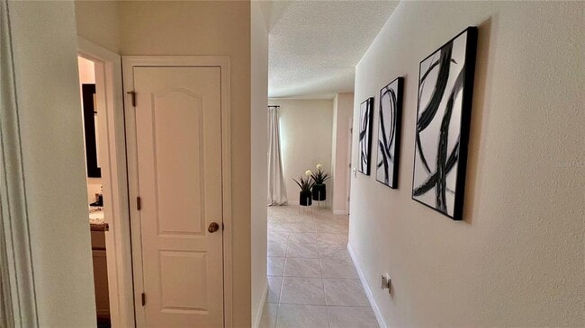 Building Photo - 7075 Cattle Egret Dr