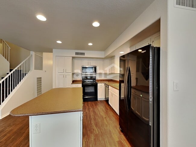 Foto del edificio - 12473 W Montebello Ave