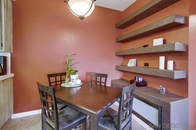 Foto del edificio - 13762 Midland Rd