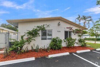 Building Photo - 1430 NW 27th Ave