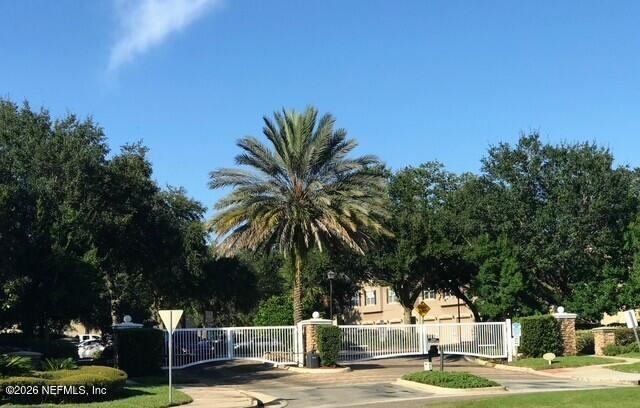 Foto del edificio - 12301 Kernan Forest Blvd