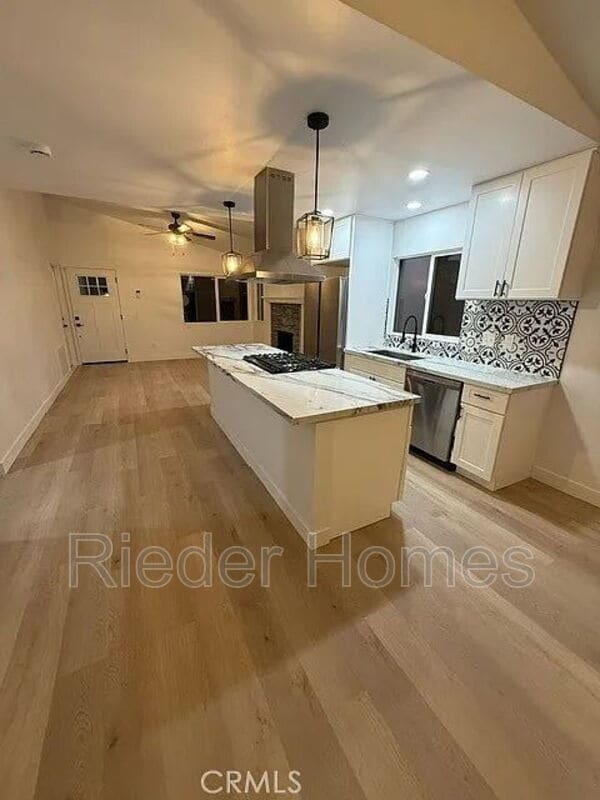 Building Photo - 664 Carefree Dr