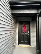 Building Photo - 10478 Harbor Ln N