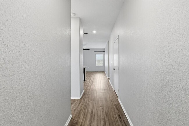 Foto del edificio - 7607 Ivy Trellis Trl