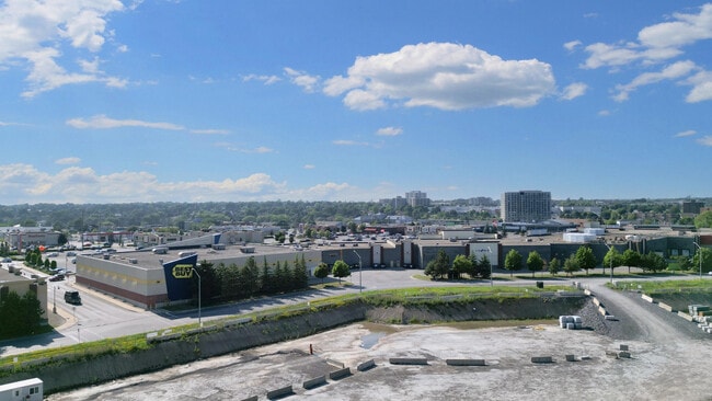 Interior Photo - Rockwell Place I