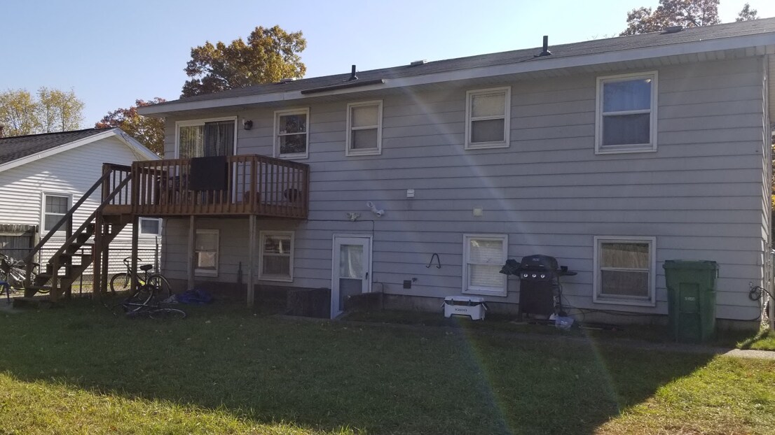 Foto principal - 1731 32nd St SW