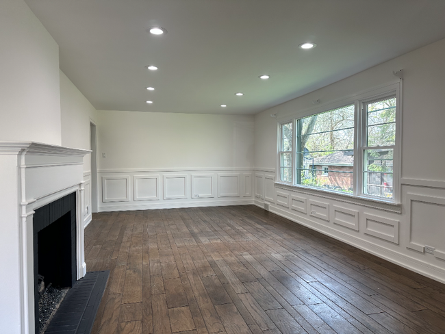 Foto del edificio - 834 Gardner Rd