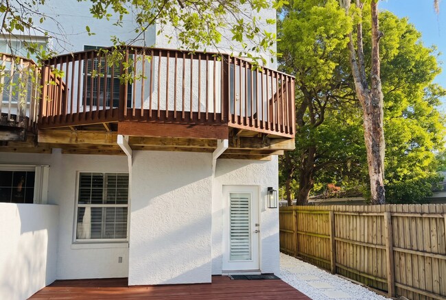 Foto del edificio - Modern Sophistication Meets Winter Park Charm