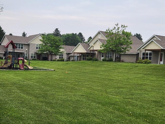 Foto del edificio - 559-599 N. Maple Street - 567-B/60%