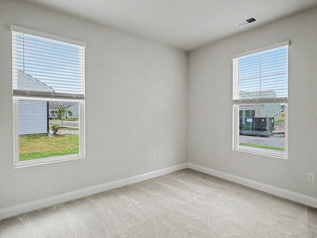 Building Photo - 7461 Linda Vis Ln