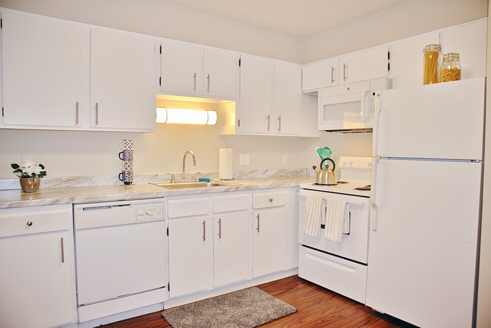 Bear Valley Village Apartments