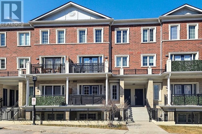 Building Photo - 26-E26 Bruce St