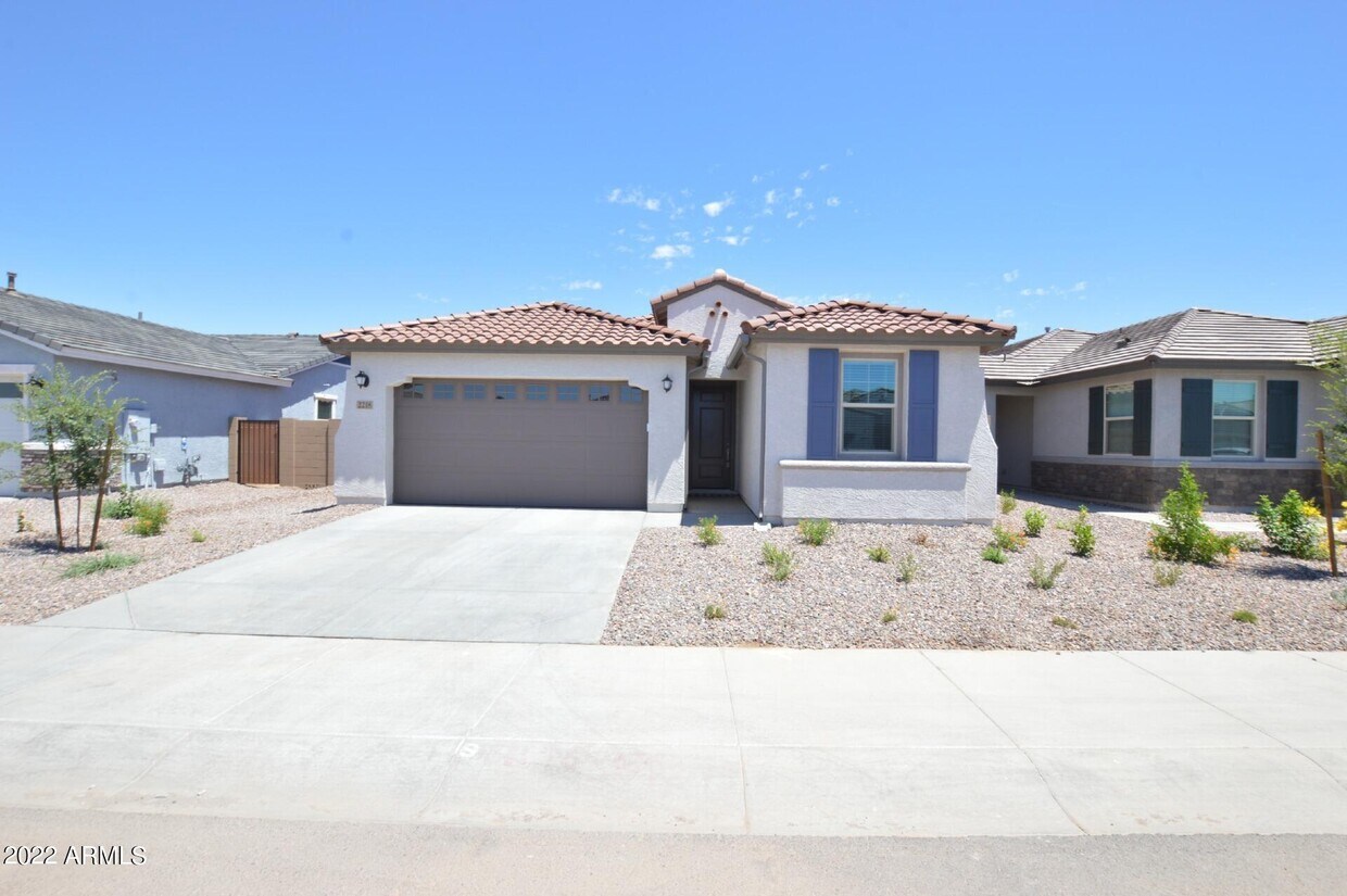 Foto principal - 2218 E Kelly Dr