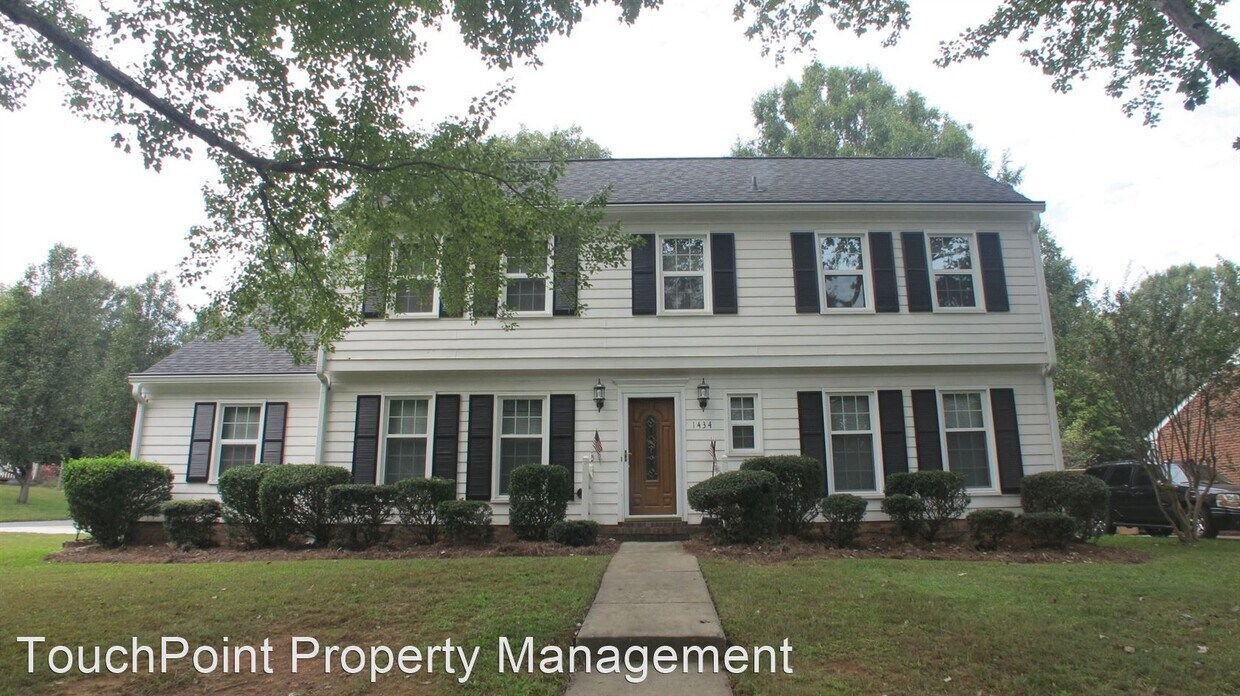 Primary Photo - 5 br, 2.5 bath House - 1434 Longbrook Drive