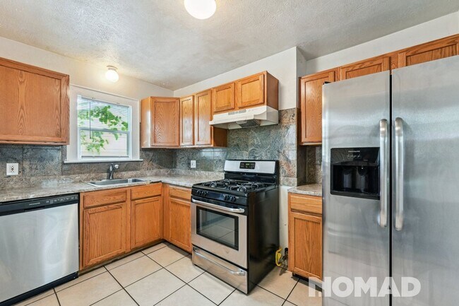 Foto del edificio - Charming 3BR House in Denver