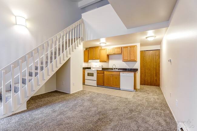 Building Photo - Green Pine Acres Apartments