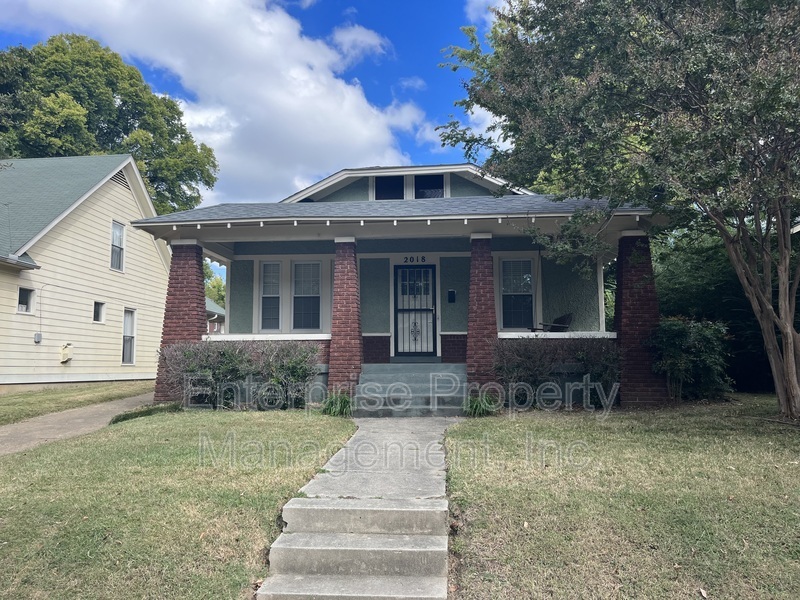Primary Photo - 2018 Felix Ave