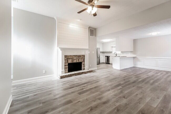 Building Photo - 1428 Water Wheel Dr